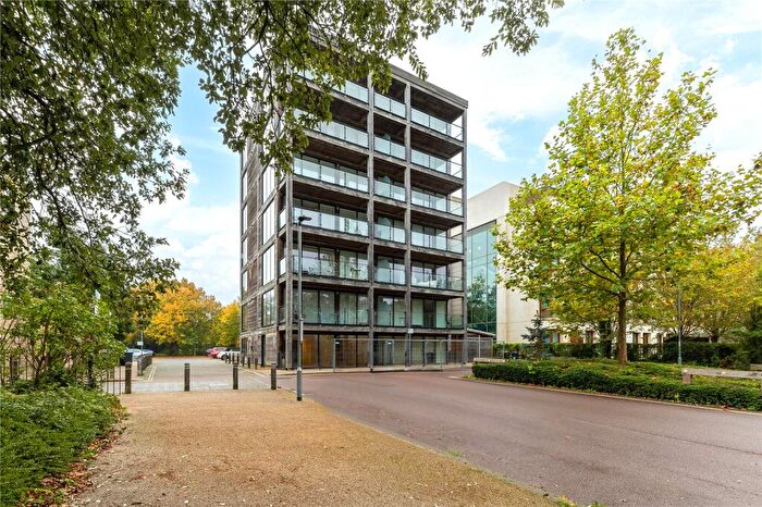 2 Bedroom Apartment To Rent In Aberdeen Avenue, Cambridge, CB2