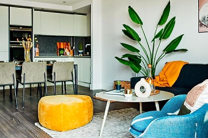 1 Bedroom Flat To Rent In Uncle Southall, Merrick Road, Southall, UB2