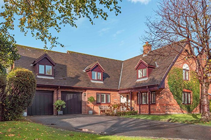 5 Bedroom Detached House For Sale In Mentmore Gardens, Appleton, Warrington, WA4