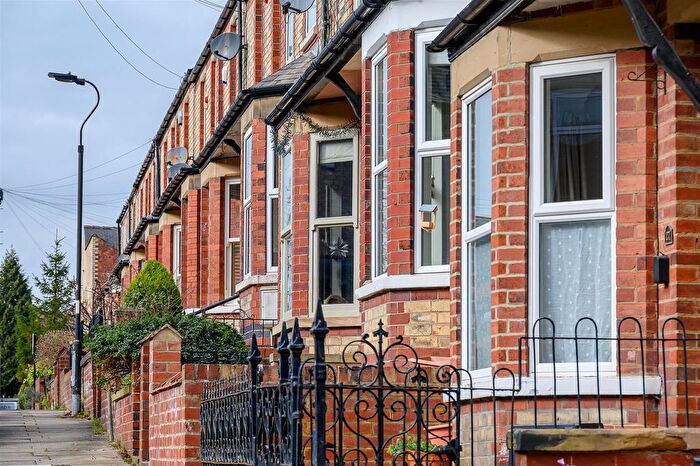 3 Bedroom End Terrace House For Sale In Aldreth Grove, Off Bishy Road, York, YO23