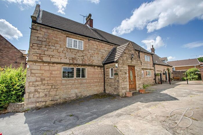 5 Bedroom Semi-Detached House For Sale In Manor Street, Sutton-In-Ashfield, NG17