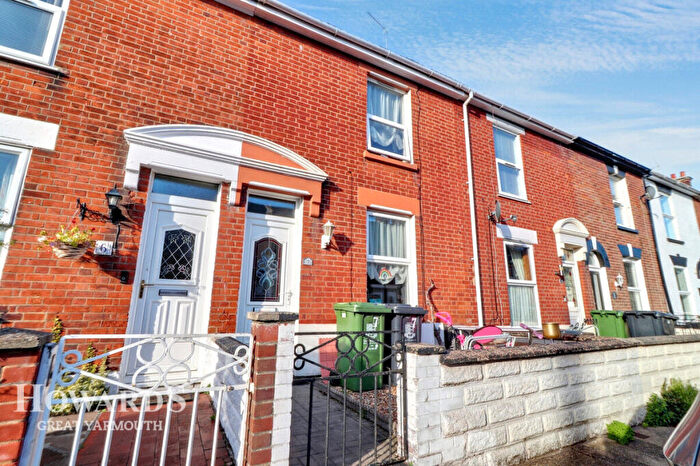 3 Bedroom Terraced House For Sale In Hammond Road, Great Yarmouth, NR30