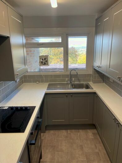 2 Bedroom Flat To Rent In The Pines, Hazelwood Rd, Sneyd Park, Bristol, BS9