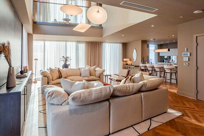 4 Bedroom Penthouse To Rent In Owen Street, Manchester, Greater Manchester, M15