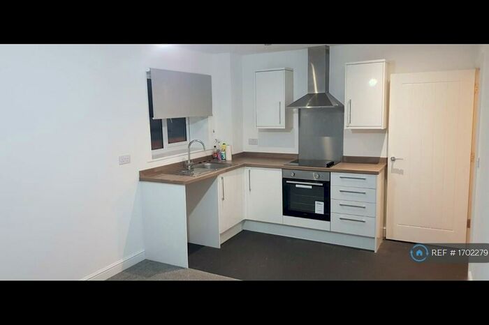 2 Bedroom Flat To Rent In Coopers Way, Blackpool, FY1