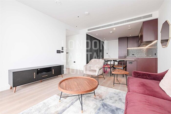 2 Bedroom Apartment To Rent In Legacy Building, Viaduct Gardens, London, SW11