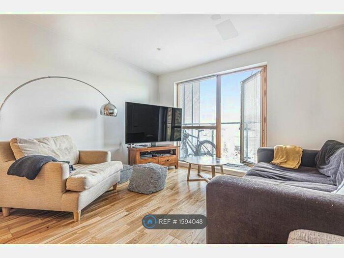 1 Bedroom Flat To Rent In Weardale Road, Lewisham, SE13