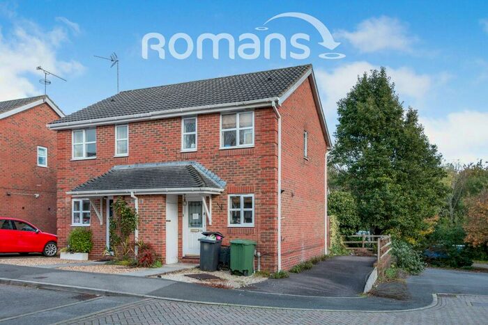 2 Bedroom Semi-Detached House To Rent In Lime Gardens, Rosebanks, RG21