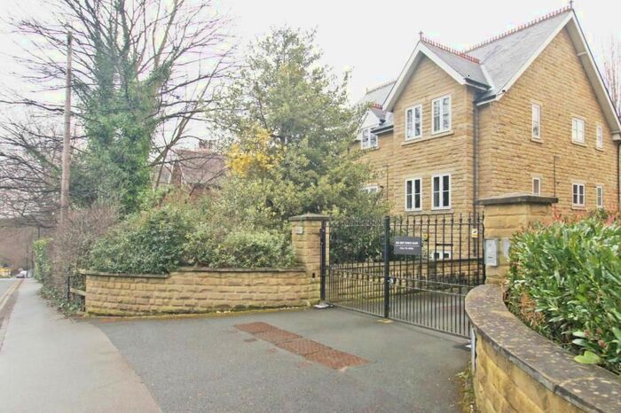 2 Bedroom Flat To Rent In Linfield, Grove Road, Headingley, Leeds, LS6