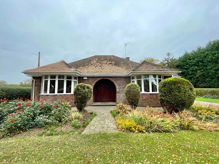 3 Bedroom Detached Bungalow For Sale In Station Road, Whittlesey, PE7