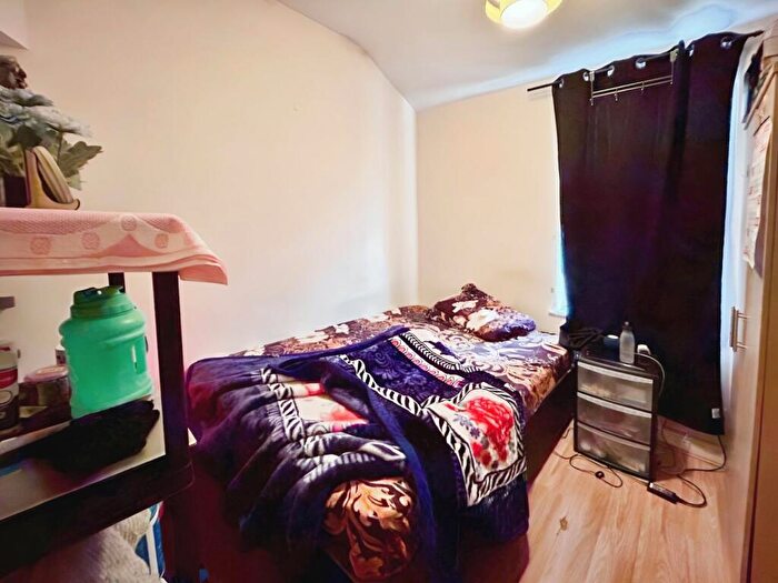 4 Bedroom Terraced House To Rent In Cyril Street, Rusholme, M14