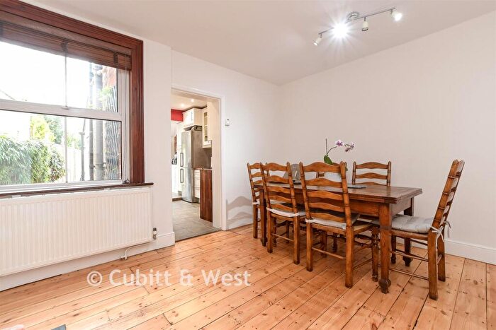 3 Bedroom Semi Detached House For Sale In Pound Lane, Epsom, Surrey, KT19