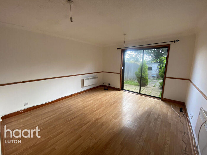 2 Bedroom Terraced House To Rent In Coverdale, Luton, LU4