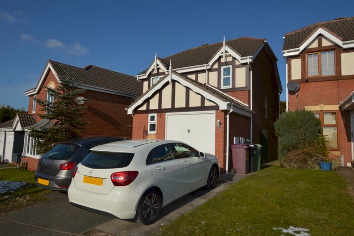 3 Bedroom House To Rent In Limekiln Way, Barlborough, S43