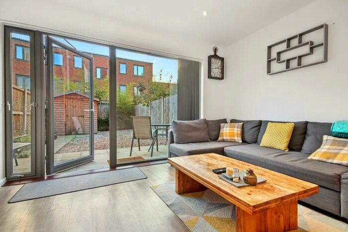 3 Bedroom Town House To Rent In Charford Road, London, E16