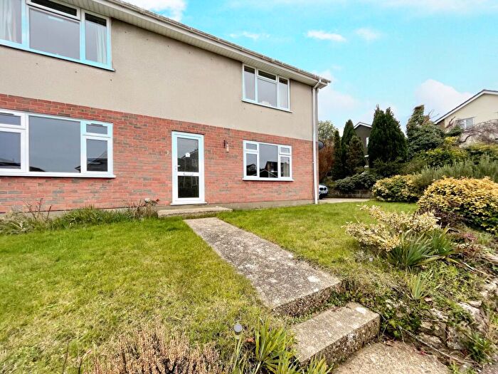 2 Bedroom Flat To Rent In Northbourne, BH10