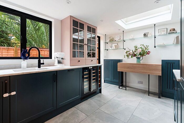 3 Bedroom End Of Terrace House For Sale In Bothwell Street, London, W6