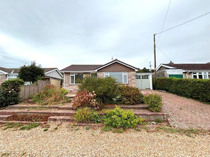 2 Bedroom Bungalow For Sale In Upper Ash Drive, Whitwell, Ventnor, PO38