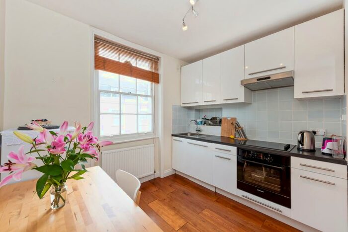 1 Bedroom Flat To Rent In Sekforde Street, EC1R
