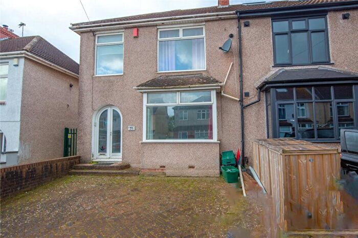 3 Bedroom End Of Terrace House For Sale In Third Avenue, Bristol, BS7
