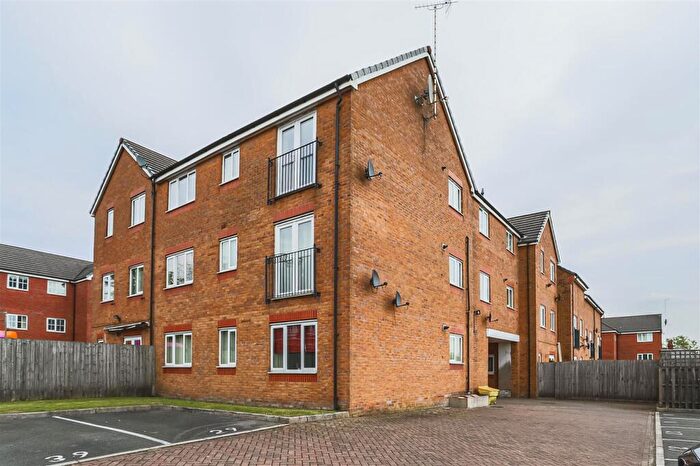 1 Bedroom Apartment To Rent In Reed Close, Farnworth, BL4