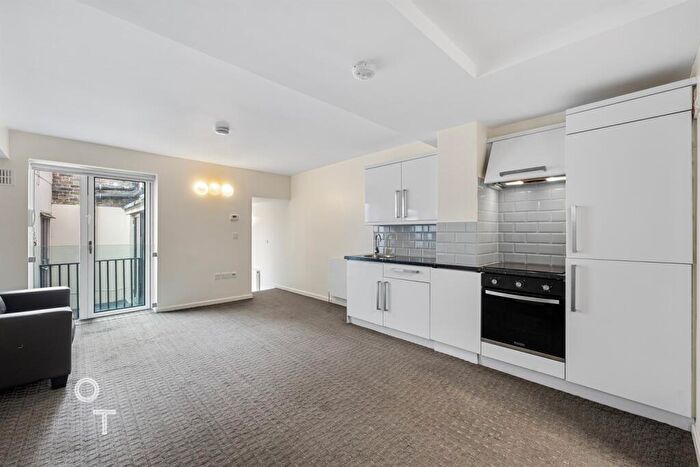 1 Bedroom Flat To Rent In Chalk Farm Road, NW1