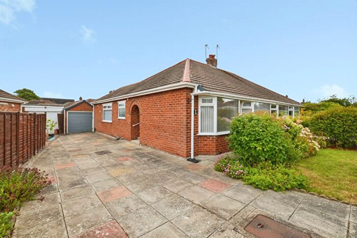 2 Bedroom Detached Bungalow For Sale In Cradley Drive, Middlesbrough, TS5