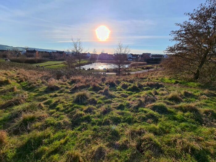 2 Bedroom Apartment To Rent In Wagtail Crescent, Portishead, BS20