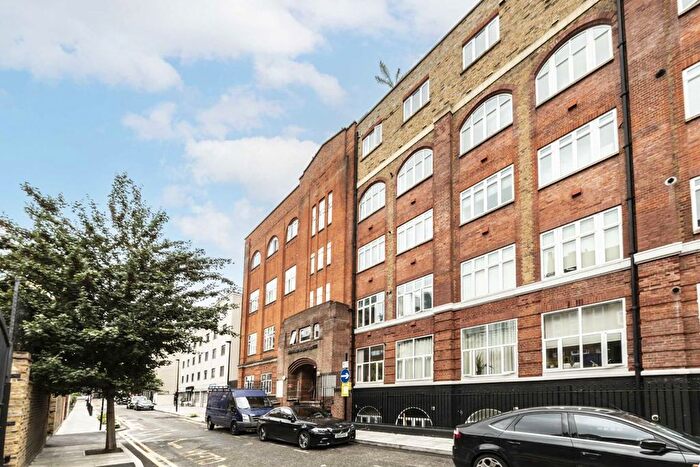 1 Bedroom Flat To Rent In Henriques Street, Aldgate, E1