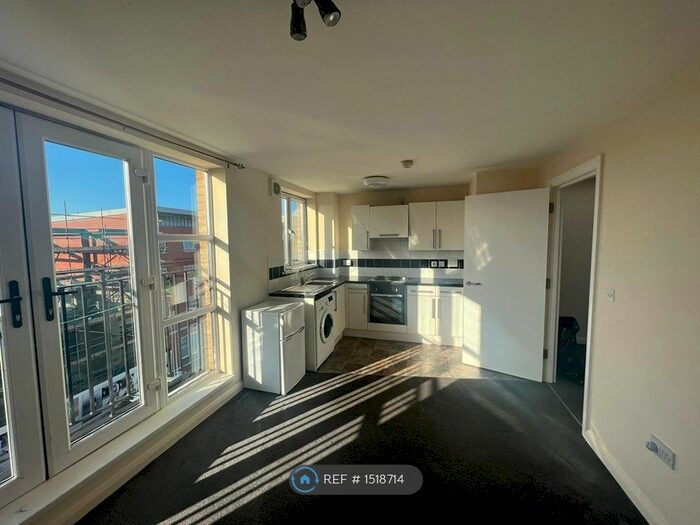 1 Bedroom Flat To Rent In London Road, Mitcham, CR4