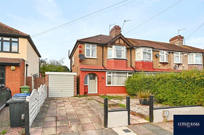 3 Bedroom End Terrace House For Sale In Empire Road, Perivale, Middlesex, UB6