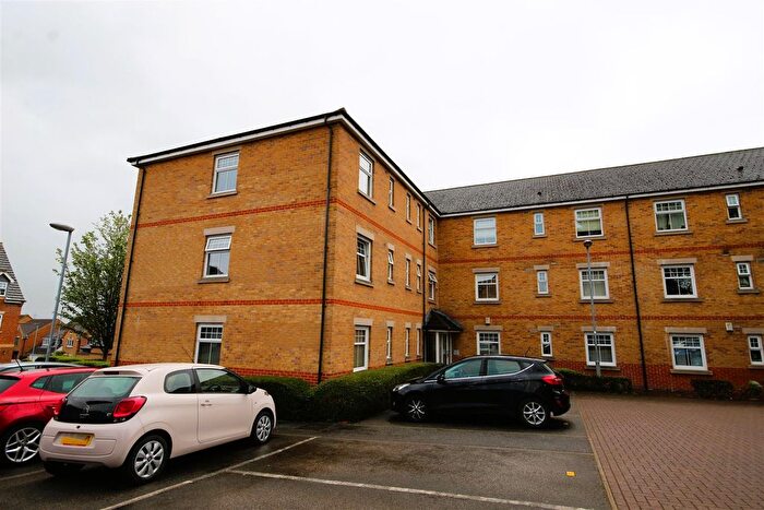 2 Bedroom Flat For Sale In Conisborough Way, Hemsworth, WF9