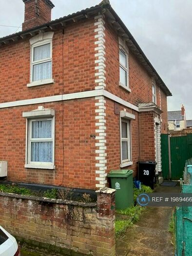 3 Bedroom Semi-Detached House To Rent In Morpeth Street, Gloucester, GL1