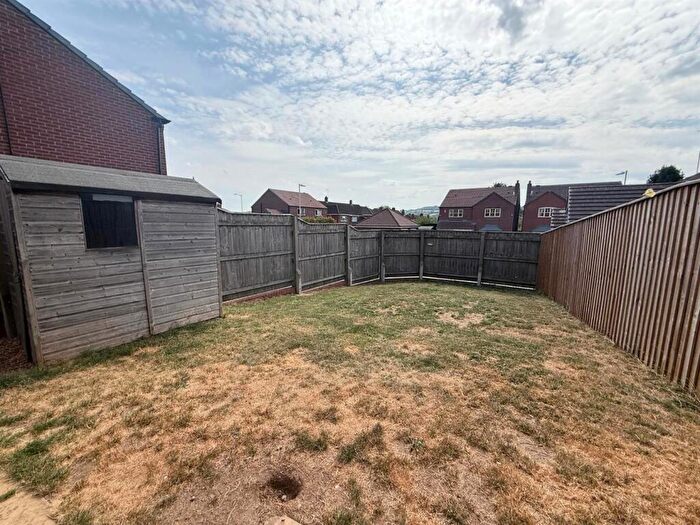 3 Bedroom House To Rent In Ashfield Grove, Halesowen, West Midlands, B63