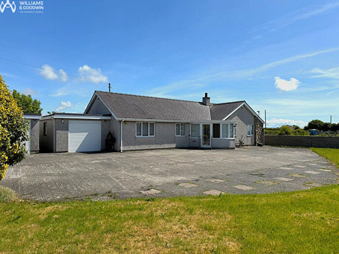 3 Bedroom Detached Bungalow For Sale In Engedi, Holyhead, LL65