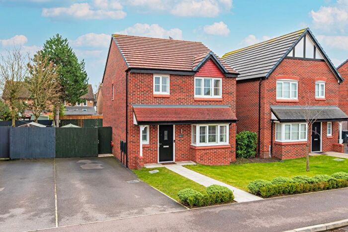 3 Bedroom Detached House For Sale In Ravensthorpe, Great Sankey, WA5