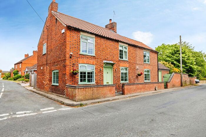 3 Bedroom Detached House For Sale In Blacksmiths Lane, Thorpe On The Hill, LN6