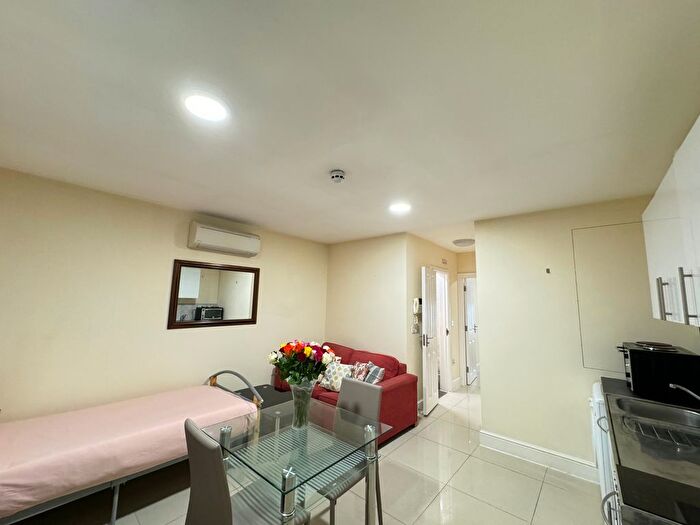 1 Bedroom Flat To Rent In Cromwell Road, London, SW7