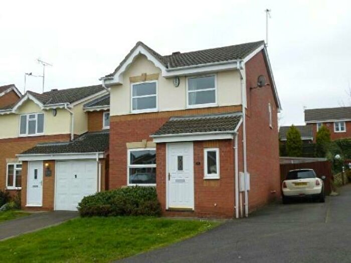 3 Bedroom House To Rent In Leah Bank, Sandringham Gardens, Northampton, NN4