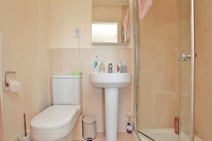 3 Bedroom Detached House To Rent In Beaker Place, Milton, OX14