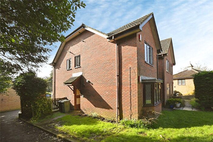 1 Bedroom Flat For Sale In Farmhouse Way, Waterlooville, Hampshire, PO8