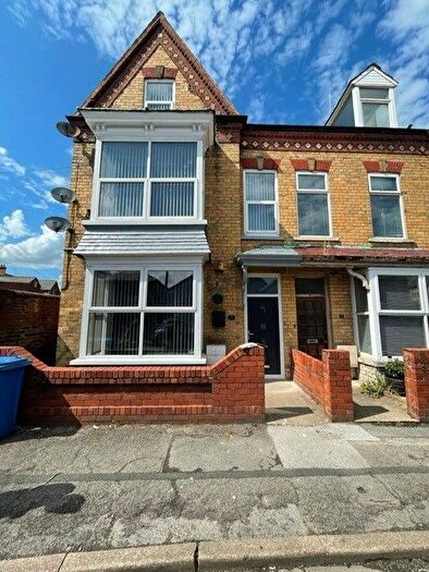 1 Bedroom Flat To Rent In Swindon Street, Bridlington, YO16