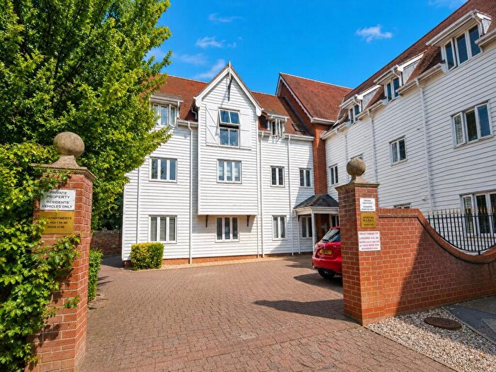 2 Bedroom Apartment To Rent In Kings Acre, Coggeshall, Colchester, Essex, CO6