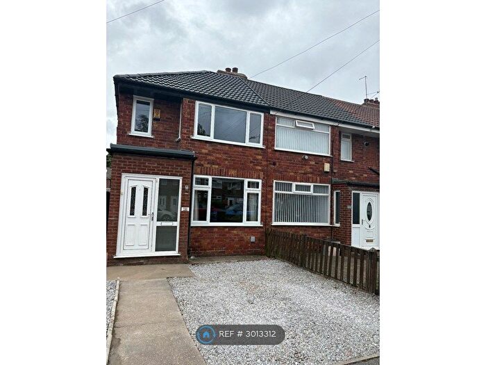2 Bedroom Terraced House To Rent In Welwyn Park Avenue, Hull, HU6