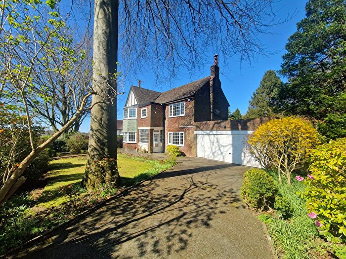 4 Bedroom Detached House To Rent In Wyfordby Avenue, Blackburn, BB2