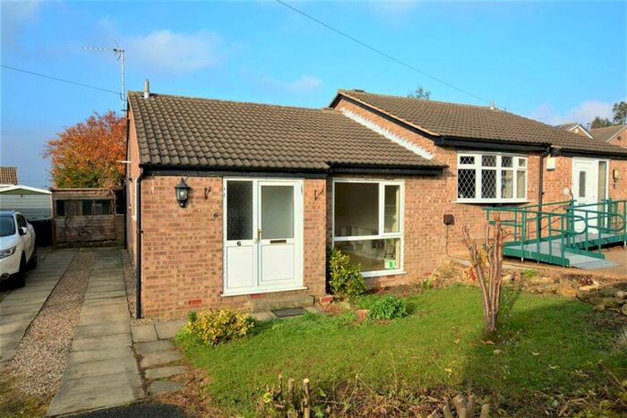 2 Bedroom Bungalow To Rent In Lincoln Walk, Kippax, LS25