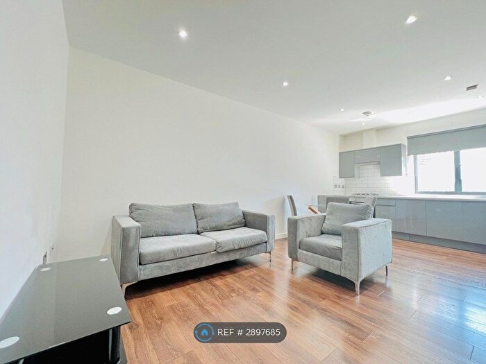 Studio To Rent In Witham Road, London, W13