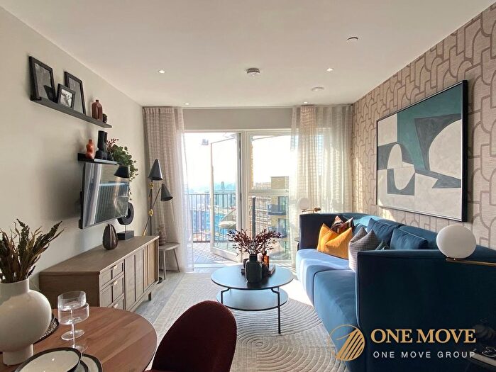 1 Bedroom Flat For Sale In Capital Interchange Way, Capital Interchange Way, TW8