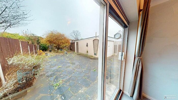 2 Bedroom Chalet For Sale In Wheatley Road, Corringham, Essex, SS17