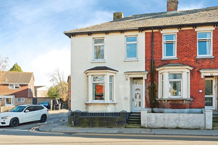 3 Bedroom End Terrace House For Sale In Wincheap, Canterbury, Kent, CT1